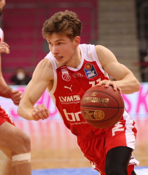 例如在西甲 例如在西甲