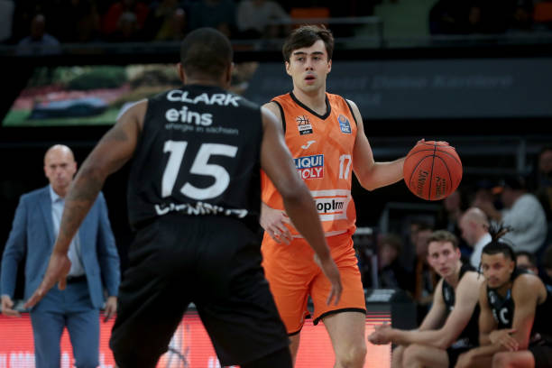 分析这场比 分析这场比