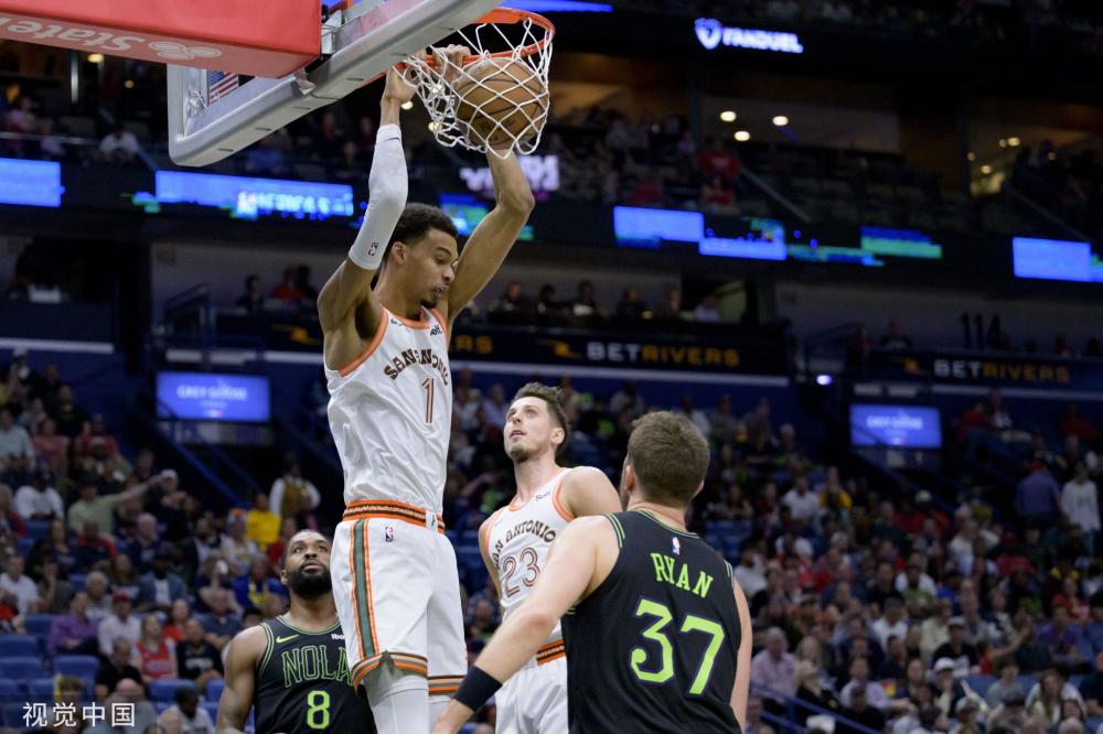 也展现了足 也展现了足